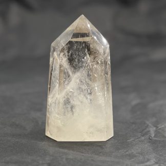 Pointe polie Quartz Fumé 204g environ