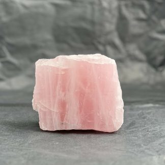 Quartz Rose une face polie 479g environ